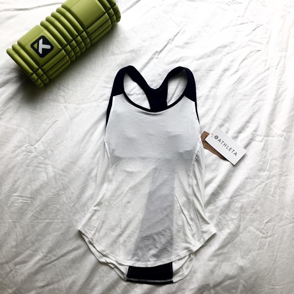 Athleta “hullabraloo” workout top (NEVER WORN!)